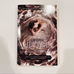 The Jewel by Amy Ewing